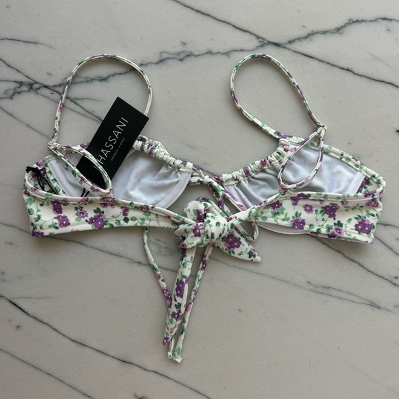 Khassani White and Purple Flowers Bikini Top - Small - Picture 6 of 7